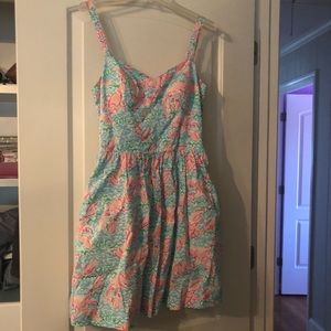 Lily Pulitzer Lobstah Roll EUC